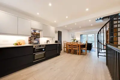 Image de 3 Bed in Looe (oc-l30071)