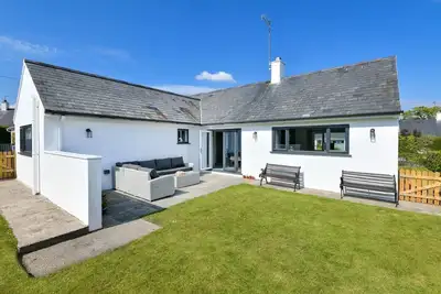 3 Bed in Abersoch (oc-moraab)
