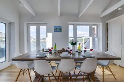 Image de 4 Bed in Polruan (oc-scroft)