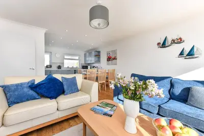 Image de 2 Bed in Abersoch (oc-147cae)