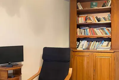 Image de Old farmhouse with private swimming pool and tennis court and beautiful views