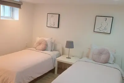 Image de Cozy 3 beds place, 20 min from the Downtown & the Airport.