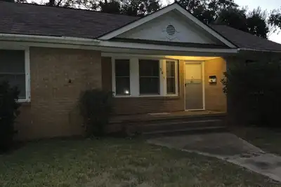 Image de 3-bedroom house in lovely Rusk located in the East Texas piney woodland.