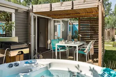 Image de Cottage 3 pièces 4 personnes Jacuzzi  Premium