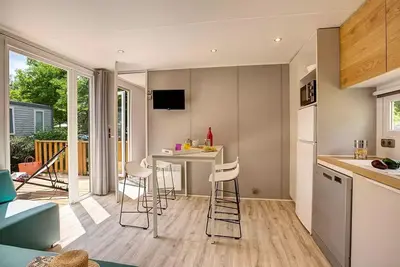 Image de Cottage 3 pièces 4 personnes 2 sdb Climatisé ****