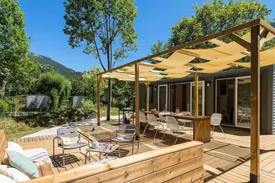 Image de Cottage Friends 7 pièces 10 personnes****