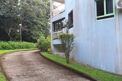 Image de Appartement T2 Fort-de-France quartier résidentiel calme.