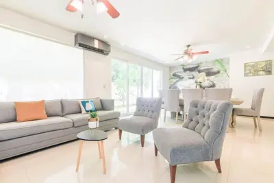 Image de ¡Beautiful Home at La Herradura! 9 guests + Wifi