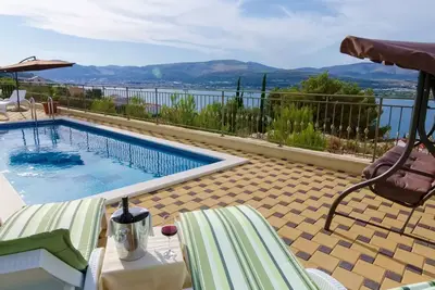 Image de Luxuriöse Fünf-Sterne-Villa Magic by Interhome