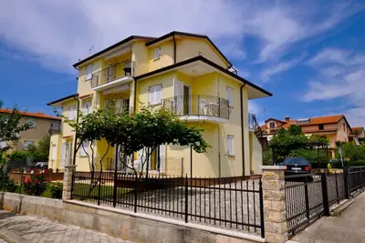 Wohnung \"Ana\" mit Balkon by Interhome