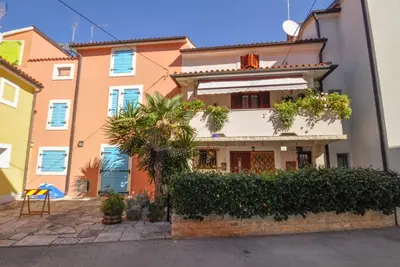 Wohnung \"Miro\" direkt am Strand by Interhome