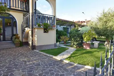 Image de Vlado Wohnung in der Nähe des Meeres by Interhome