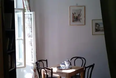 Image de Wohnung in Hernals mit Garten- und Strassenblick by Interhome