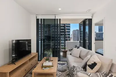 Image de Central 2br Gem | Modern Comfort City & River View