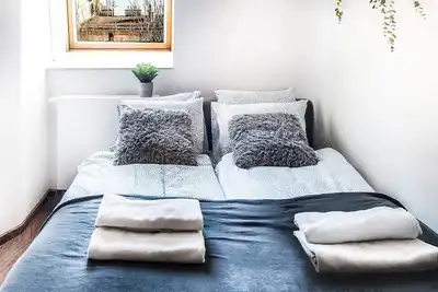 Image de Charming Apartment for couples in the city center, Czarnowiejska