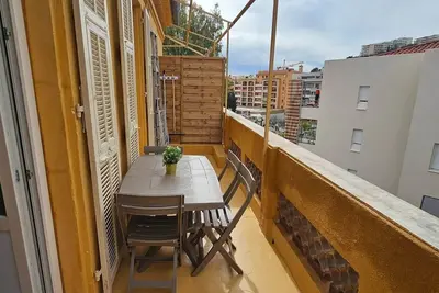 Image de Le Virenque : Bel appartement avec terrasse, clim, wifi