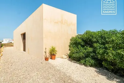 Image de Sunny, modern villa with terraces and garden