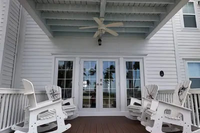 Image de Indigo Reef Villa 13 - Luxury 3br w/ Boat Slip