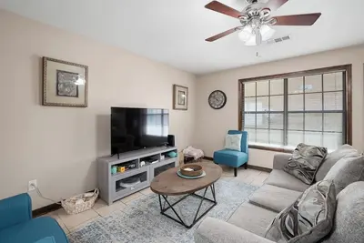 Image de Quiet 2br K/Q+Full Kit+Easy Parking by Ponytail