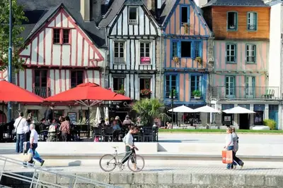 Image de Vannes centre ville proche port 4pers avec parking