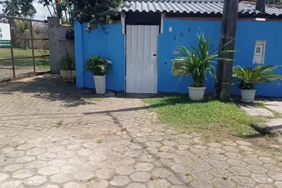 Image de House with Pool – Ideal for Families and Friends