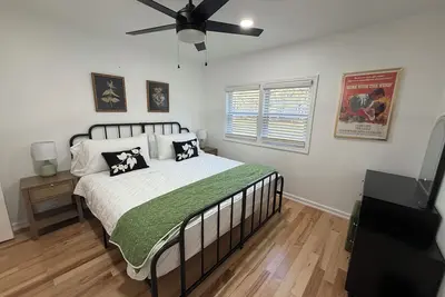 Image de Private 4-Acre Pool Retreat Sleeps 14 Pet-Friendly