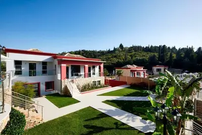 Villa Alexandra • Private Pool • Hammam • Jacuzzi • Beachfront