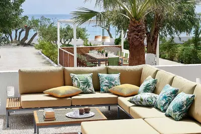 Image de Villa Kirvas • Beachfront • Sleeps 14 Crete Escape