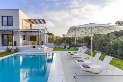 Image de Villa Danube  – Private Pool, Sea Views & Garden