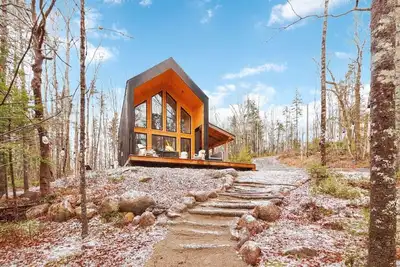 Image de The Scandi Riverside Retreat Hot Tub