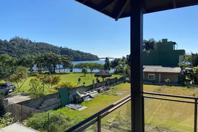 House Corner of the Lagoon