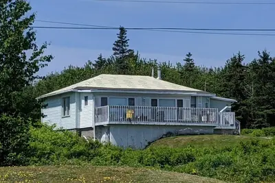 Image de Stella's Cottage: Oceanview 3-bedroom cottage in charming Bayswater, Nova Scotia