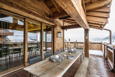 Image de A Beautiful and cozy Chalet Bastidons in courchevel-1850