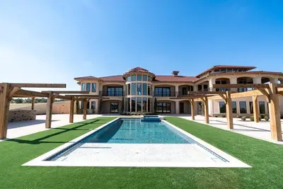 Image de Exclusive Italian Villa Estate for Unforgettable Celebrations & Private Retreats