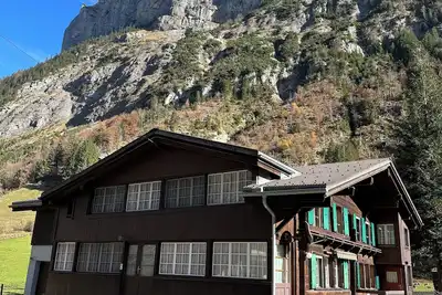 Image de Waterfall Valley 5-bedroom house in Lauterbrunnen perfect for your getaway