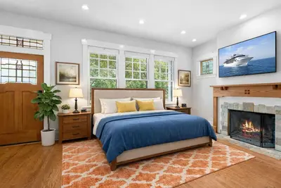 Image de 4br Victorian Beauty ❤️ Walk to Ut | Free Parking, Close to Downtown