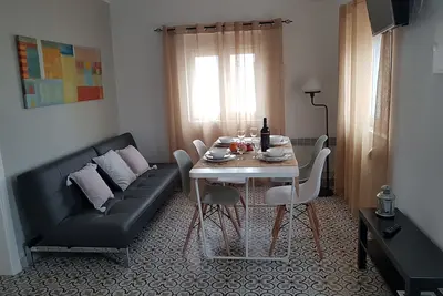 Image de Brand New Beach Apartment 2