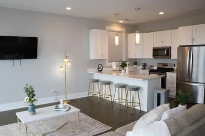 Image de Chateau Royal Chicago near Downtown United Center and Rush