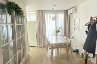 Image de 4min from Hongdae Univ Station/Seoul/4bed/3room