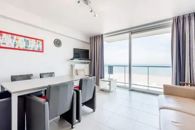 Image de Bel appartement familial avec vue sur la mer