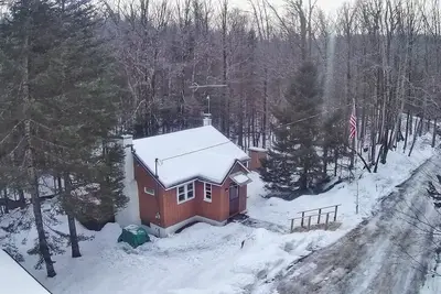 Image de Brookside cottage near the mountains and outdoor recreation