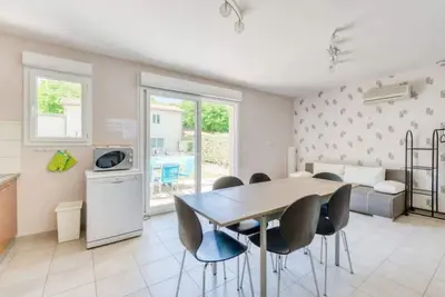 Image de Haus 7 in der Blumendomäne Domaine des Fleurs by Interhome