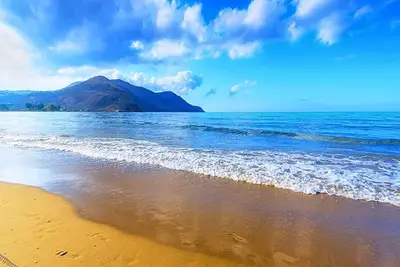 Image de Haus in Kavallos mit privatem Pool und Panoramablick by Interhome