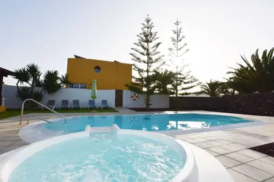 Image de Stunning 3-Bedroom Villa with Private Pool, Jacuzzi