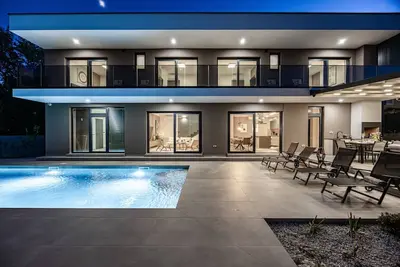 Image de Casa Carla near Medulin for 10 persons with 48 m2 heated pool and beautiful sea view - pet friendly