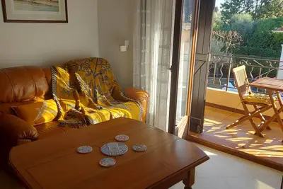 Image de Appartement 4 pièces loggia terrasse parking classé 3* à Mandelieu la Napoule