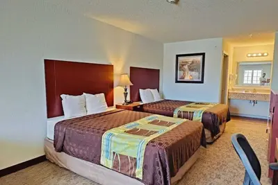 Image de Family-Approved Stay with Extra Sofa Bed | Free Parking | Near Museum