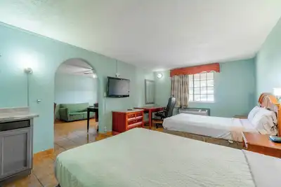 Image de 3 Relaxing Rooms Near Sweet Spot Frozen Yogurt - Steps From Downtown