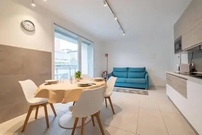 Image de The Space🏖️ Welcome to your seaside home in Caorle! Imagine waking up to the scent of the sea, sipping a coffee at dawn on your private terrace, and diving into the pool under the summer sky while the sun caresses your skin… ✨🌊 The Dream Apart