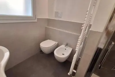 Image de The Space✨ Your Modern Retreat in Mestre: Comfort and Venice at Your Fingertips! ✨Dreaming of Venice but want to avoid the chaos and enjoy a vacation with peace and comfort? 🛶 Welcome to our beautiful home in Mestre, recently renovated and designe